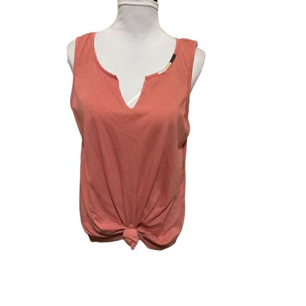 Beautiful embroidered tank  